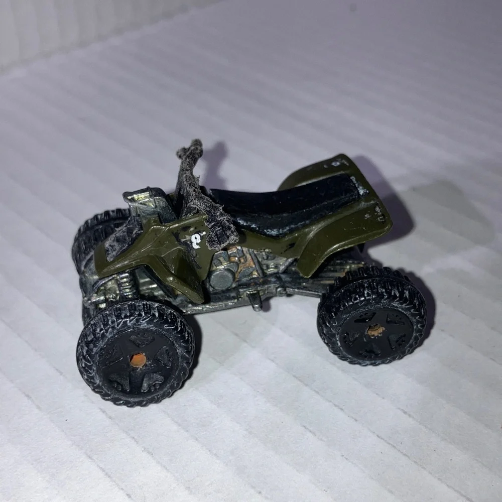 Hot Wheel Rugged Off-Road Toy Vehicle Set (3) 4-Wheelers‎ &  (1) Semi Truck